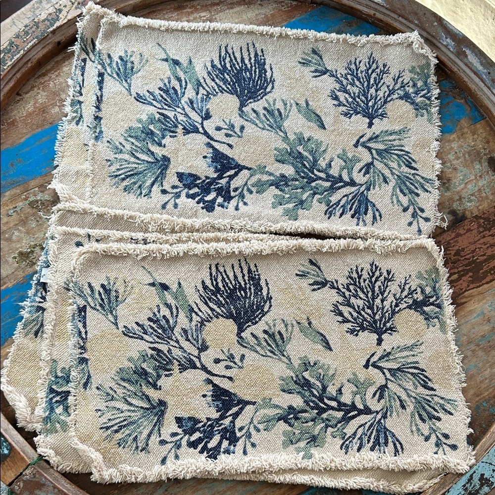 Tommy Bahama Kelp + Sea Shells Fringed Placemats Set of 5 Gold & Blue on Tan